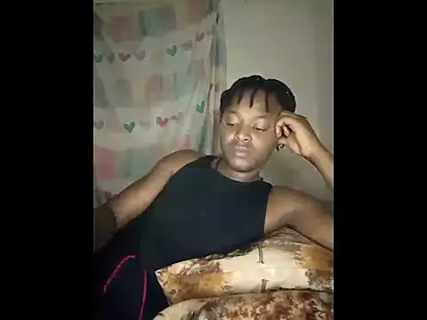 Freaky Vannahs online show from March 4, 1:00 am