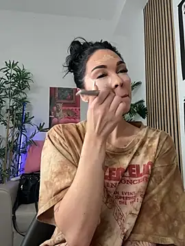 NattyFierros online show from October 20, 8:20 pm