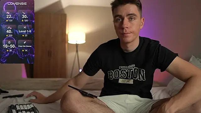 TaisonBrownX online show from September 10, 7:03 pm