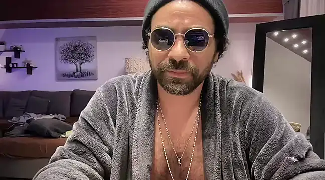 RoyalPharaoh online show from March 23, 2:15 am