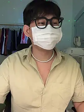 Snapshot of MinhTuanLive chatting on March 20, 12:43 pm MinhTuanLive online show from March 20, 12:43 pm