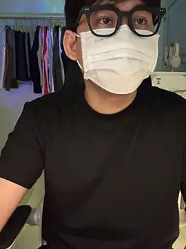 Snapshot of MinhTuanLive chatting on March 23, 8:26 am MinhTuanLive online show from March 23, 8:26 am