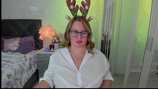 TwinklingStar  online show from December 25, 7:13 pm