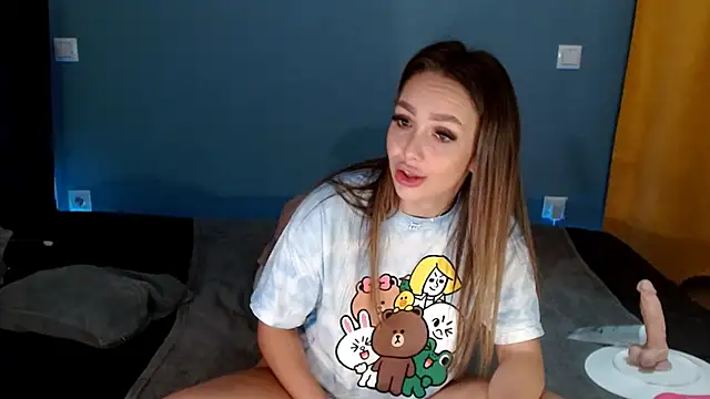 Snapshot of AnnaMaee chatting on December 16, 5:27 am AnnaMaee online show from December 16, 5:27 am