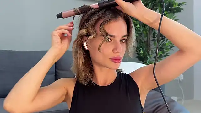 JodyBlow online show from October 3, 10:01 am