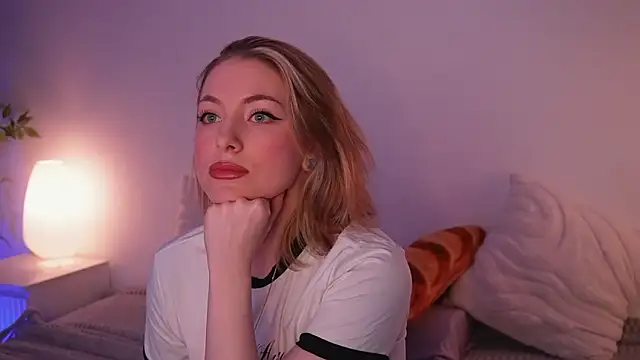 kris69kiss online show from February 6, 1:03 pm