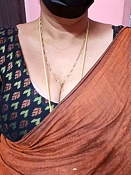 Snapshot of ananya956 chatting on October 6, 2:47 pm ananya956 online show from October 6, 2:47 pm