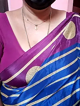 Snapshot of ananya956 chatting on November 4, 12:10 am ananya956 online show from November 4, 12:10 am