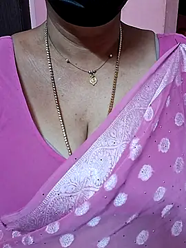 Snapshot of ananya956 chatting on November 14, 9:41 am ananya956 online show from November 14, 9:41 am