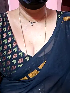 Snapshot of ananya956 chatting on November 17, 1:22 am ananya956 online show from November 17, 1:22 am