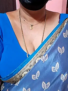 Snapshot of ananya956 chatting on November 18, 10:03 pm ananya956 online show from November 18, 10:03 pm