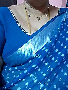 Snapshot of ananya956 chatting on June 14, 4:09 pm ananya956 online show from June 14, 4:09 pm