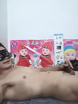 826687 online show from April 28, 2:21 am