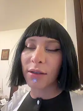 Ramona Flower online show from October 5, 2:10 am