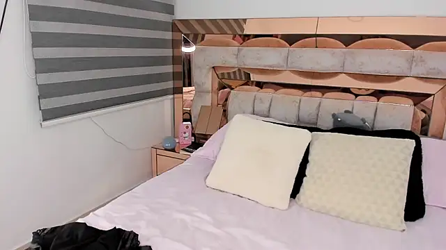 CamiiLovers online show from September 11, 12:44 am