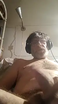 Snapshot of felice66 chatting on December 22, 2:28 am felice66 online show from December 22, 2:28 am