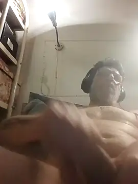 Snapshot of felice66 chatting on February 2, 9:45 pm felice66 online show from February 2, 9:45 pm