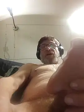 Snapshot of felice66 chatting on February 11, 10:28 pm felice66 online show from February 11, 10:28 pm