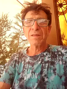 Snapshot of felice66 chatting on September 19, 1:56 pm felice66 online show from September 19, 1:56 pm