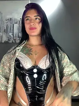 Snapshot of Lilith_Pink chatting on December 19, 5:29 am Lilith Pink online show from December 19, 5:29 am