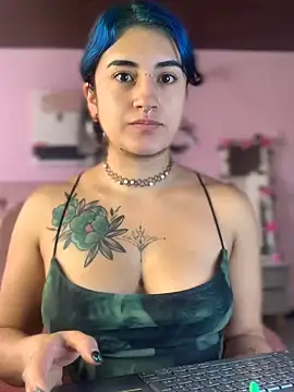 Snapshot of Lilith_Pink chatting on February 2, 2:24 pm Lilith Pink online show from February 2, 2:24 pm