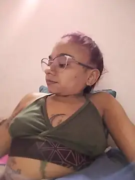 Lauren Hills069 online show from July 8, 11:53 pm