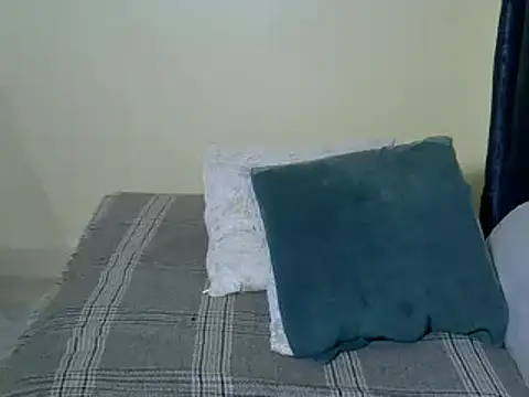 Snapshot of prettycheeky chatting on October 24, 5:04 am prettycheeky online show from October 24, 5:04 am