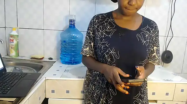 Snapshot of sweetbaby_ebony chatting on March 15, 2:35 am sweetbaby ebony online show from March 15, 2:35 am