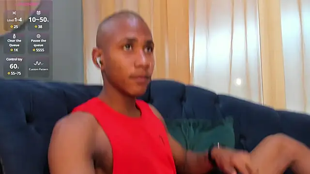 Snapshot of Ethan_Fox11 chatting on January 15, 2:02 pm Ethan Fox11 online show from January 15, 2:02 pm