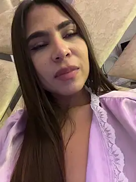 HaileyBaldwin online show from December 30, 2:09 am