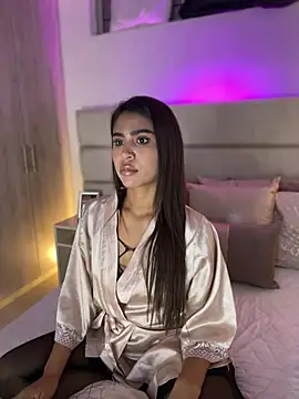 HaileyBaldwin online show from January 21, 5:49 am