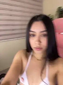 Starliee   online show from May 1, 12:37 am
