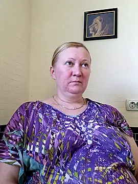 blondyaguar online show from July 27, 7:04 am