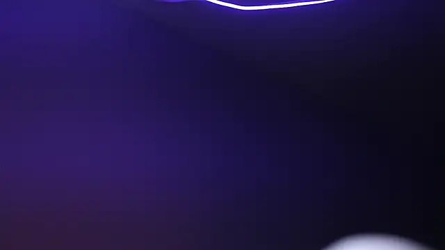 ginger hugs online show from November 4, 10:09 pm