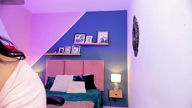 Snapshot of Chloe_fischer_ chatting on December 17, 3:18 pm Chloe fischer online show from December 17, 3:18 pm