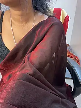 Spicy sari girl online show from December 7, 3:25 am