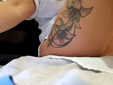 sweethotmilf888 online show from November 9, 2:04 pm