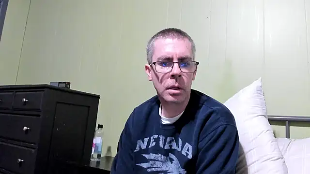 Snapshot of ImportantEquator0 chatting on October 31, 1:01 pm ImportantEquator0 online show from October 31, 1:01 pm