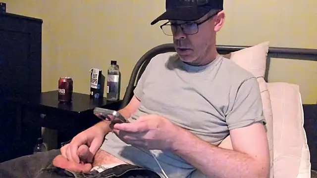 Snapshot of ImportantEquator0 chatting on November 1, 1:57 pm ImportantEquator0 online show from November 1, 1:57 pm