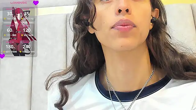 FreyaMoller online show from December 19, 6:34 pm