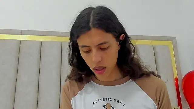 FreyaMoller online show from October 8, 8:39 pm