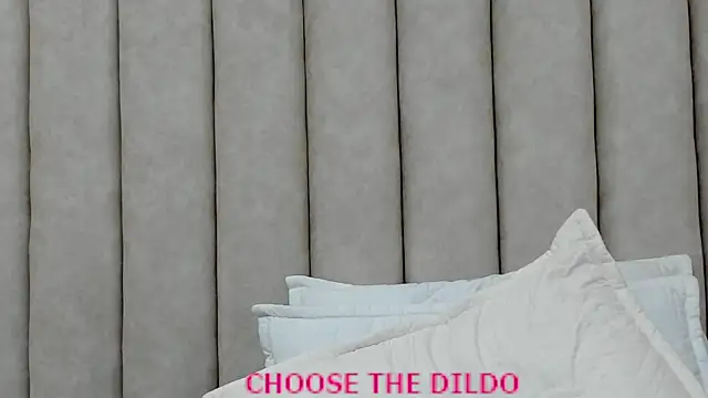 FreyaMoller online show from November 15, 7:43 pm