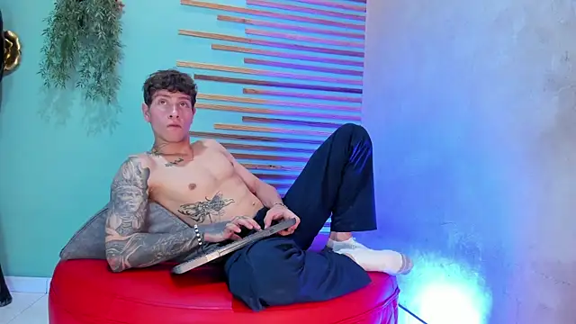 french sexx online show from November 8, 7:34 pm