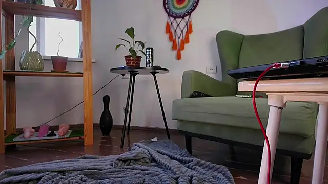 alisahug online show from January 23, 10:54 am