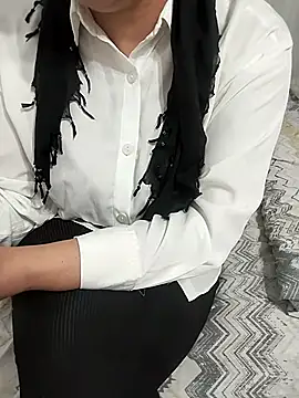 Snapshot of _Sahra_ chatting on November 8, 5:12 pm Sahra online show from November 8, 5:12 pm