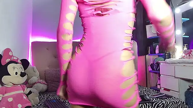 Isis brown7 online show from December 14, 9:58 am