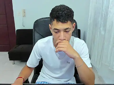 Chandler ken online show from September 16, 1:06 am