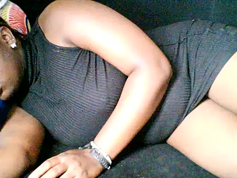 smileyboobs1 online show from November 4, 6:51 pm