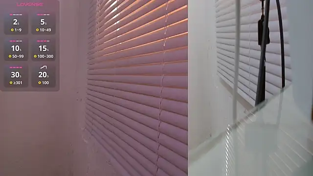 Susana hank2 online show from March 11, 3:51 pm