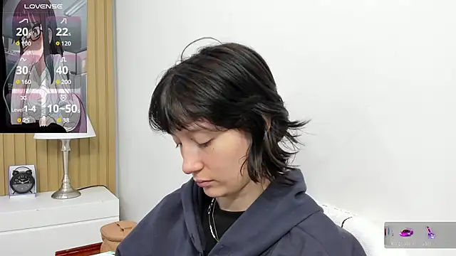 lizzy davis 1 online show from December 3, 3:58 am